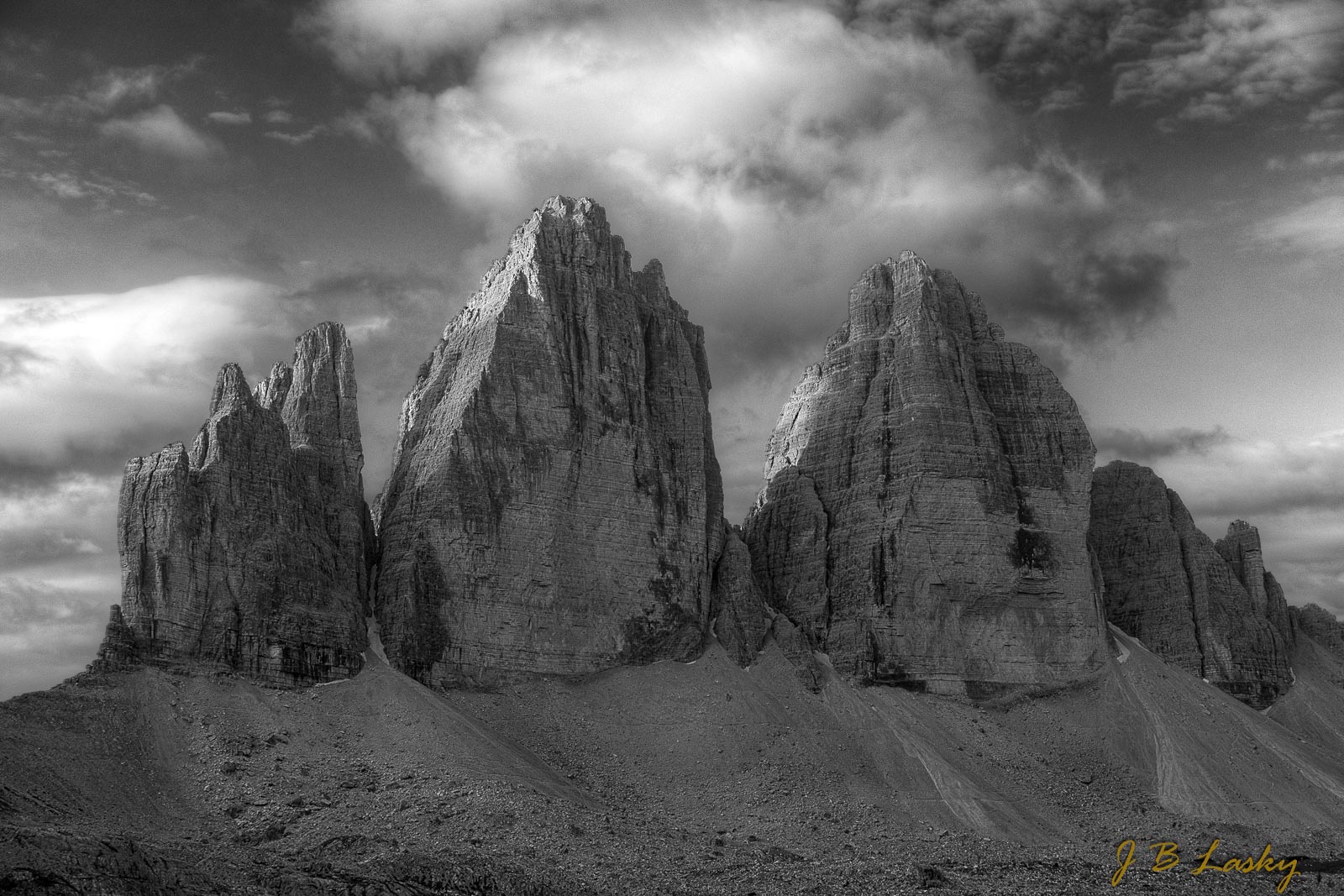 _DSC1773-Edit-Tonemap_sky.jpg